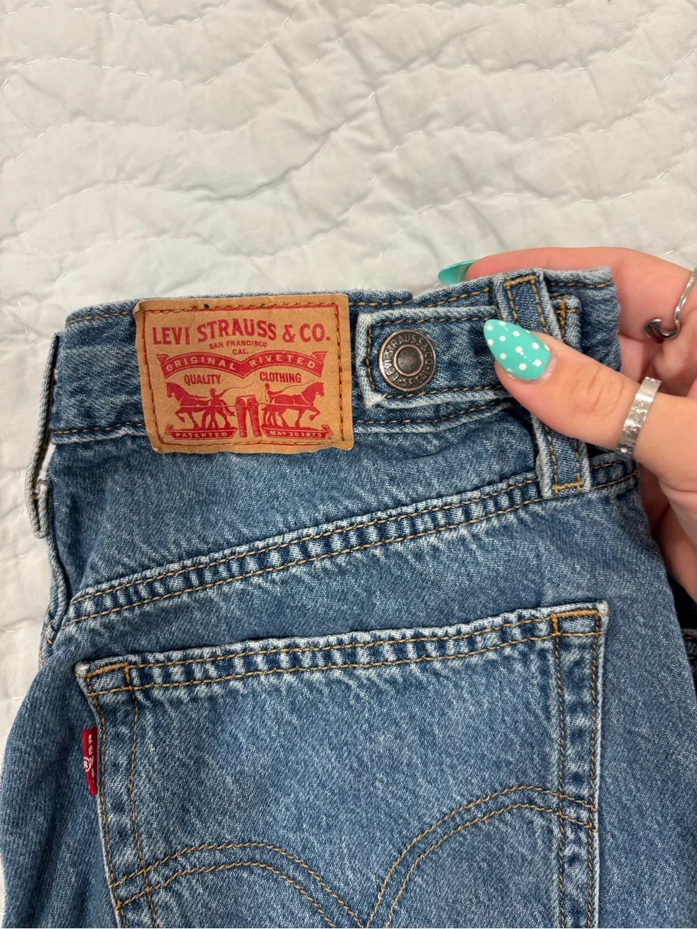 Levi's Jeans in Medium Blue